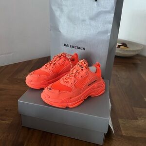 Balenciaga Kids Neon Orange Sneakers Size 33 EU 1.5 US